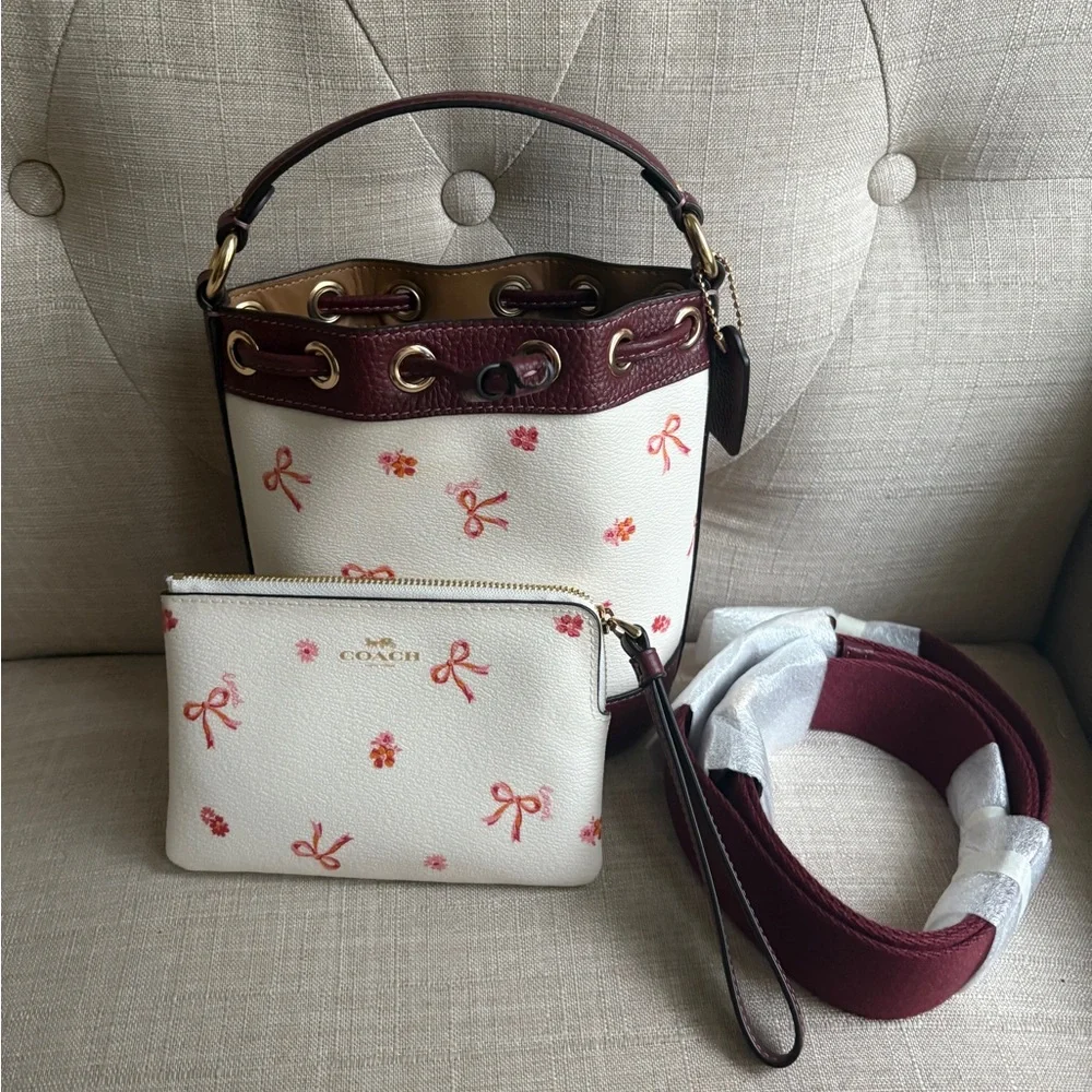 Coach Dempsey Drawstring Bucket Bag 15 With Bow Print In Chalk Wine & wristlet - Picture 2 of 6